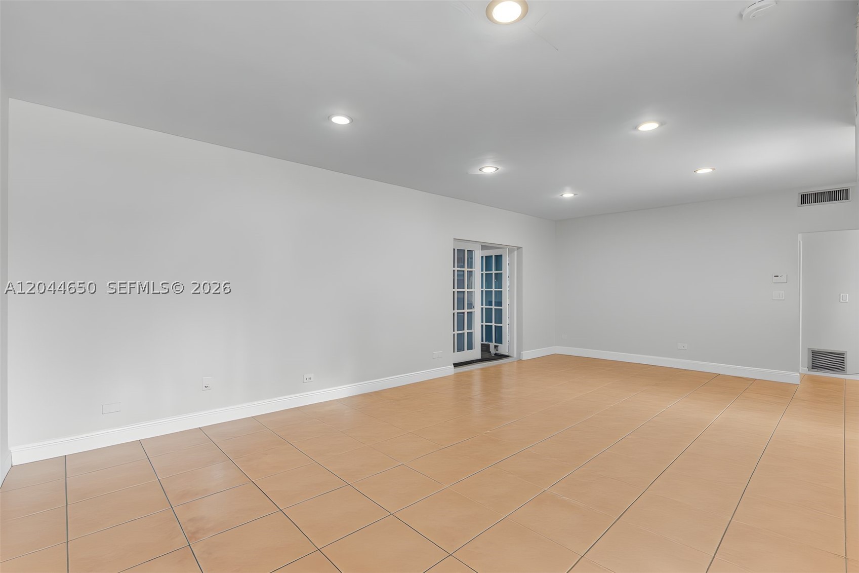 CORAL GABLES RIVIERA SEC - Residential Lease
