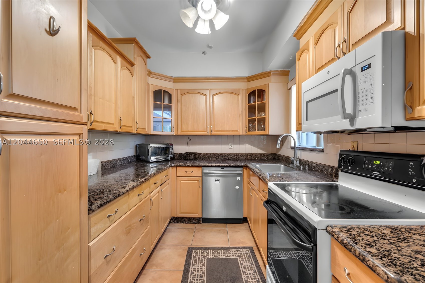 CORAL GABLES RIVIERA SEC - Residential Lease