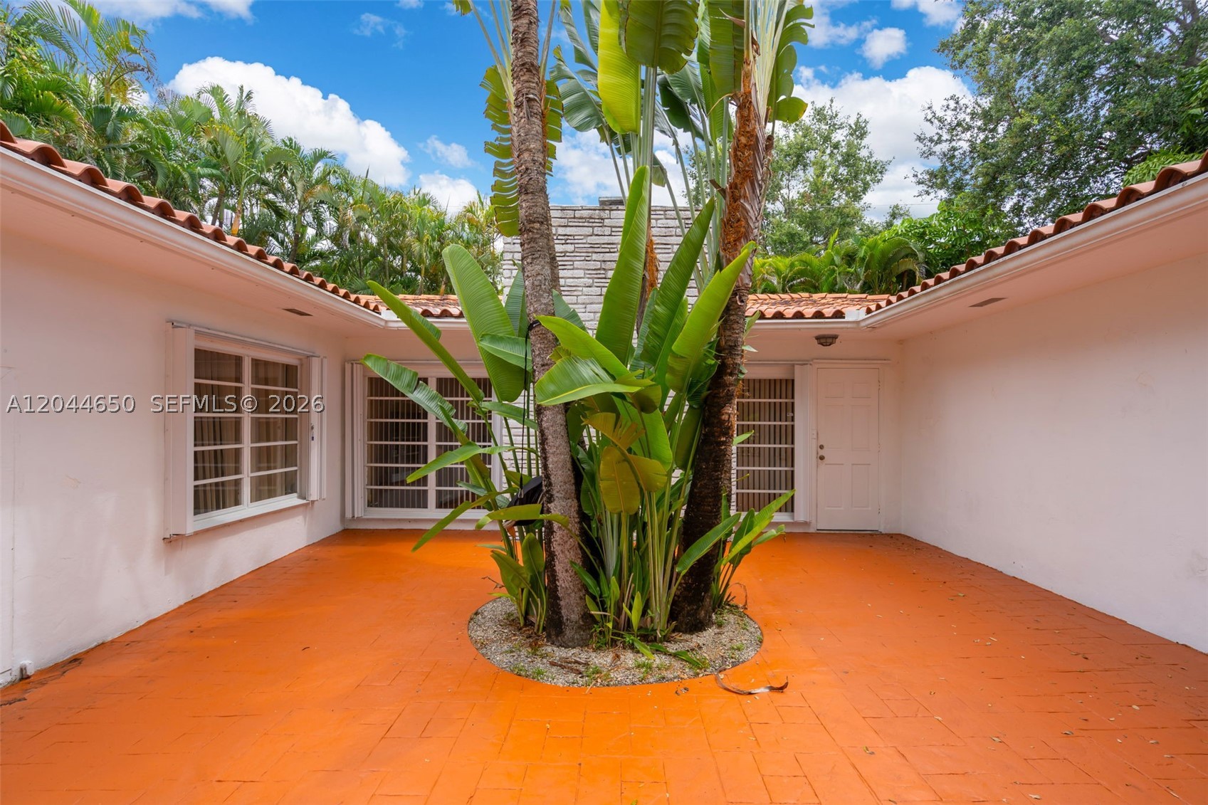 CORAL GABLES RIVIERA SEC - Residential Lease