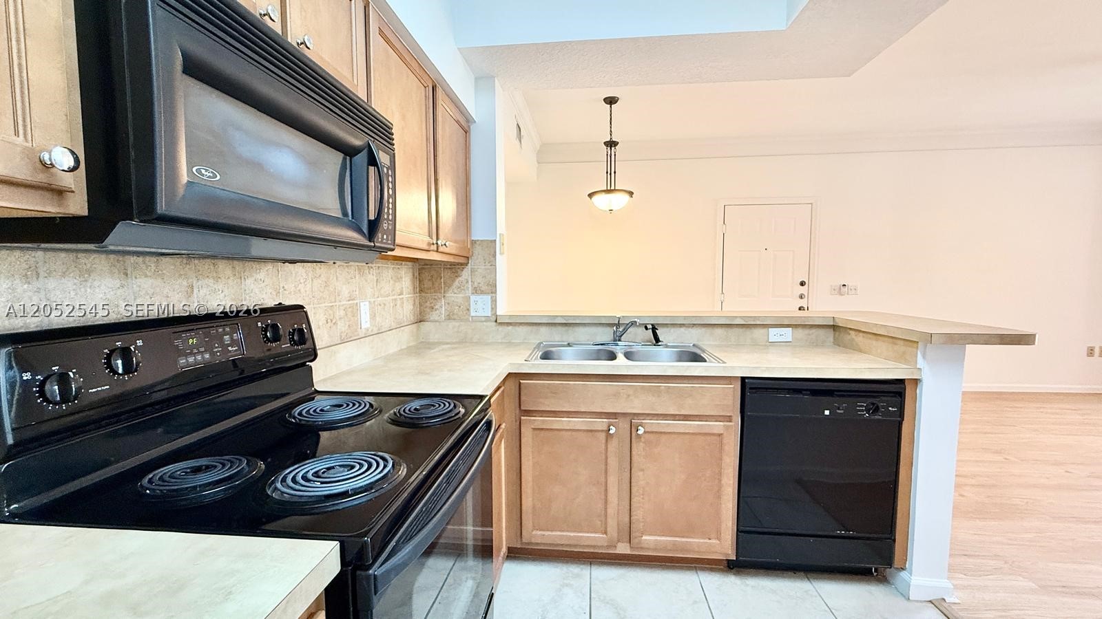 FIORE AT THE GARDENS COND - Residential Lease