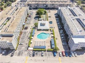 FIRST GULFSTREAM GARDEN - Residential