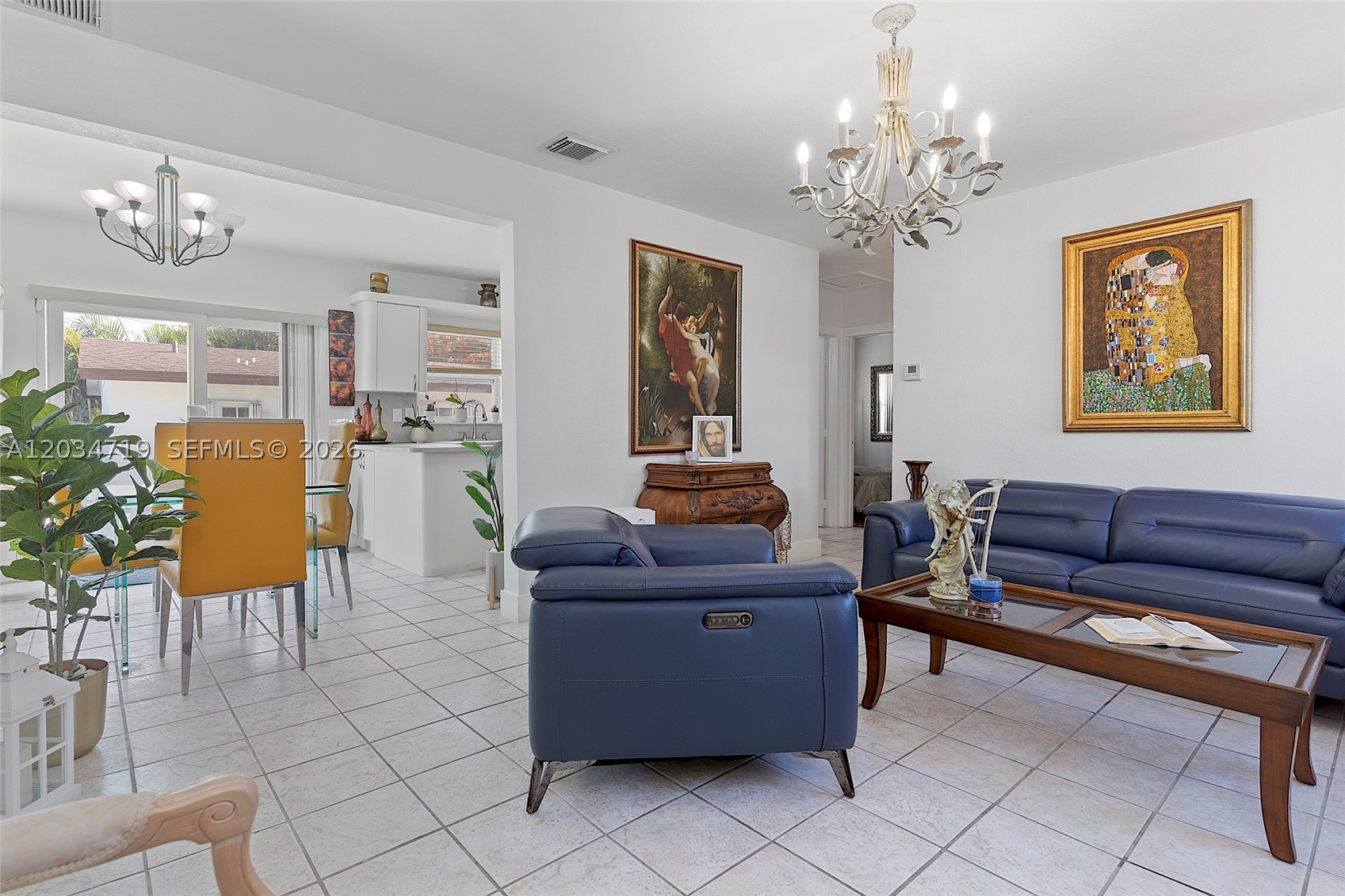 ARTBILT HOMES - Residential