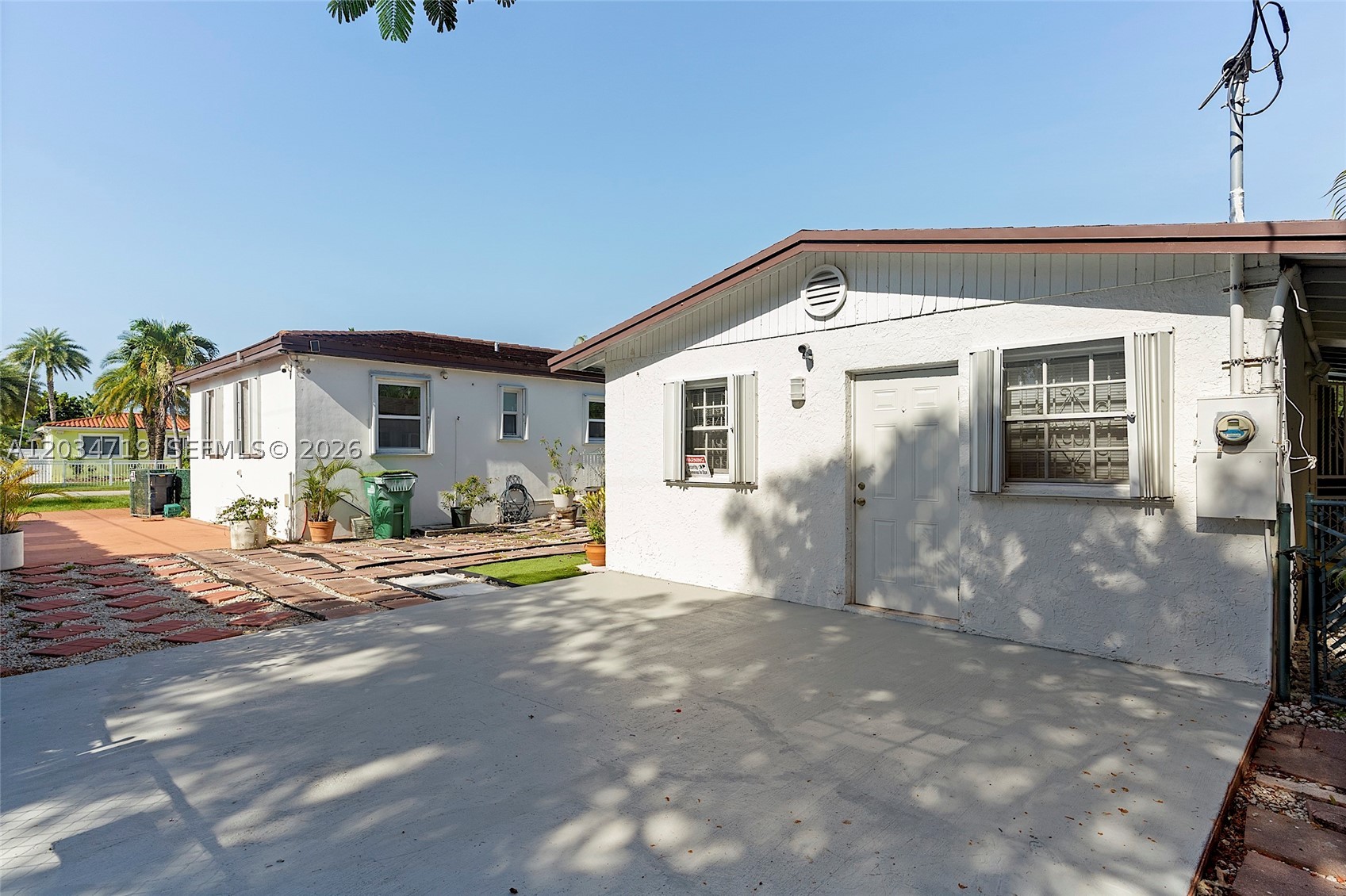 ARTBILT HOMES - Residential