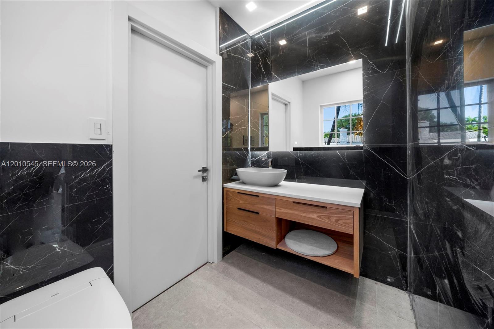 LA GORCE GOLF SUB - Residential