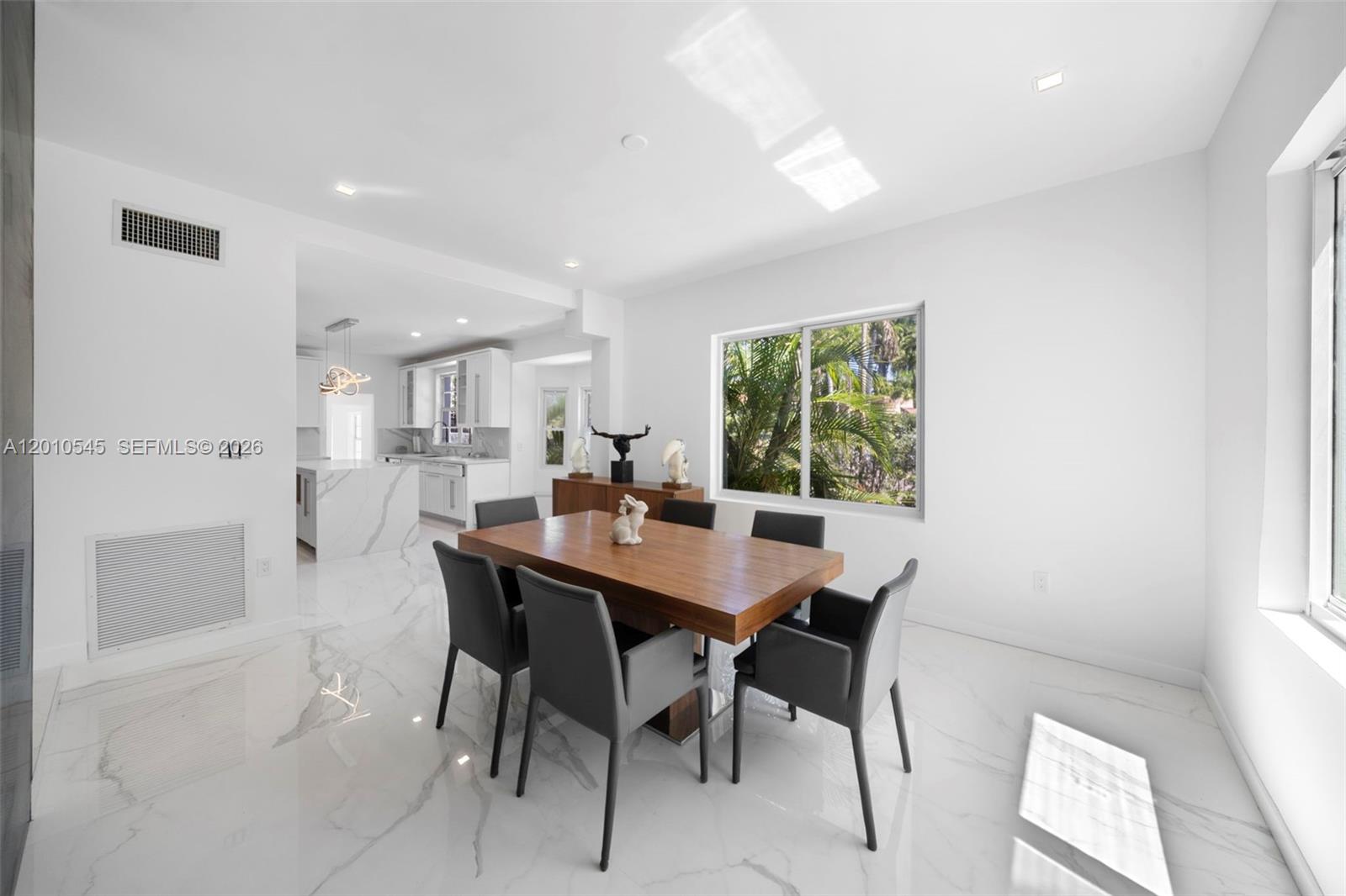 LA GORCE GOLF SUB - Residential