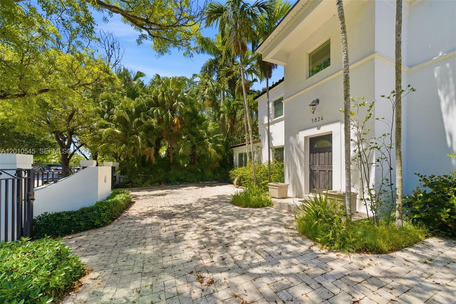 LA GORCE GOLF SUB - Residential