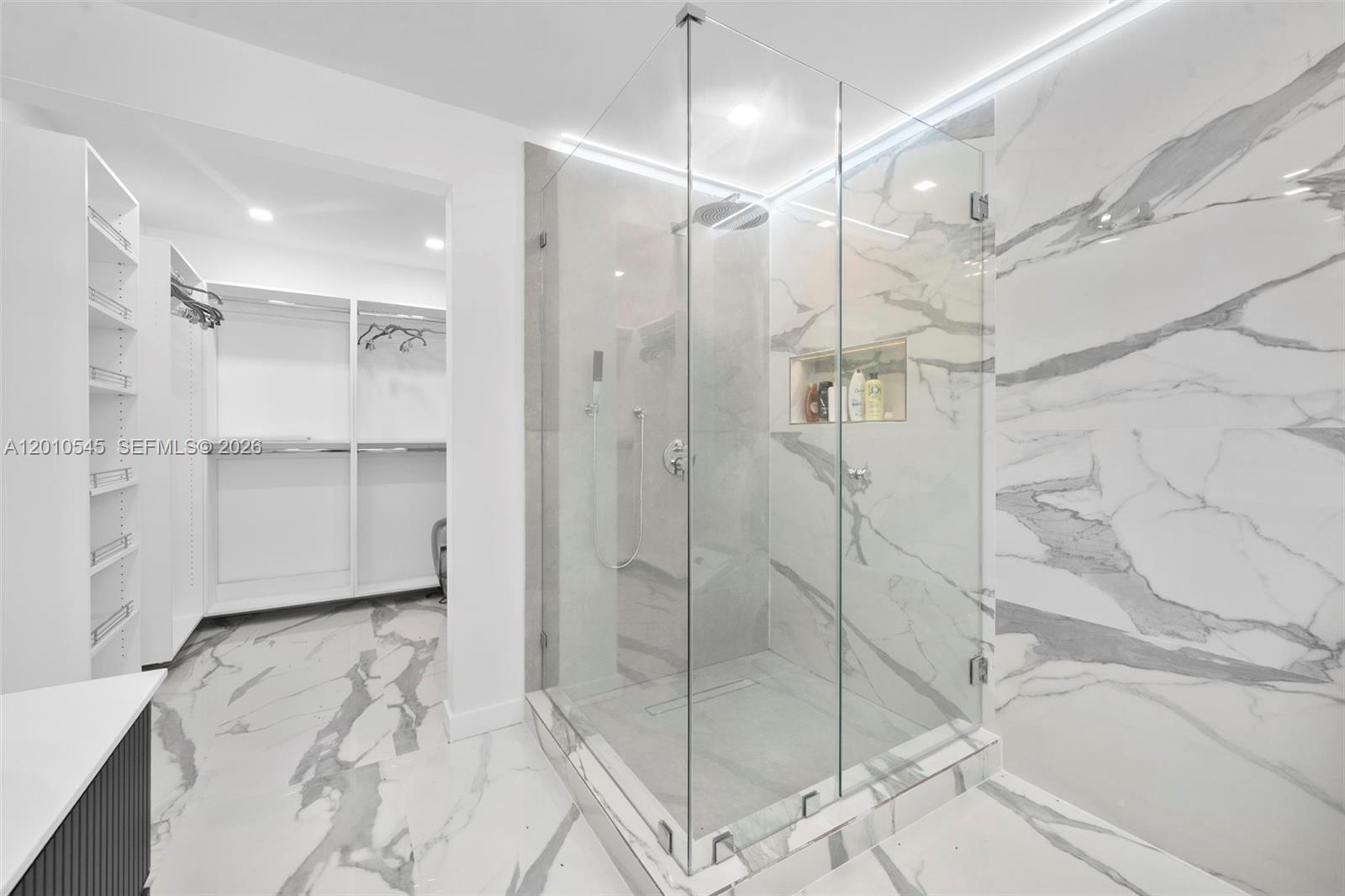 LA GORCE GOLF SUB - Residential
