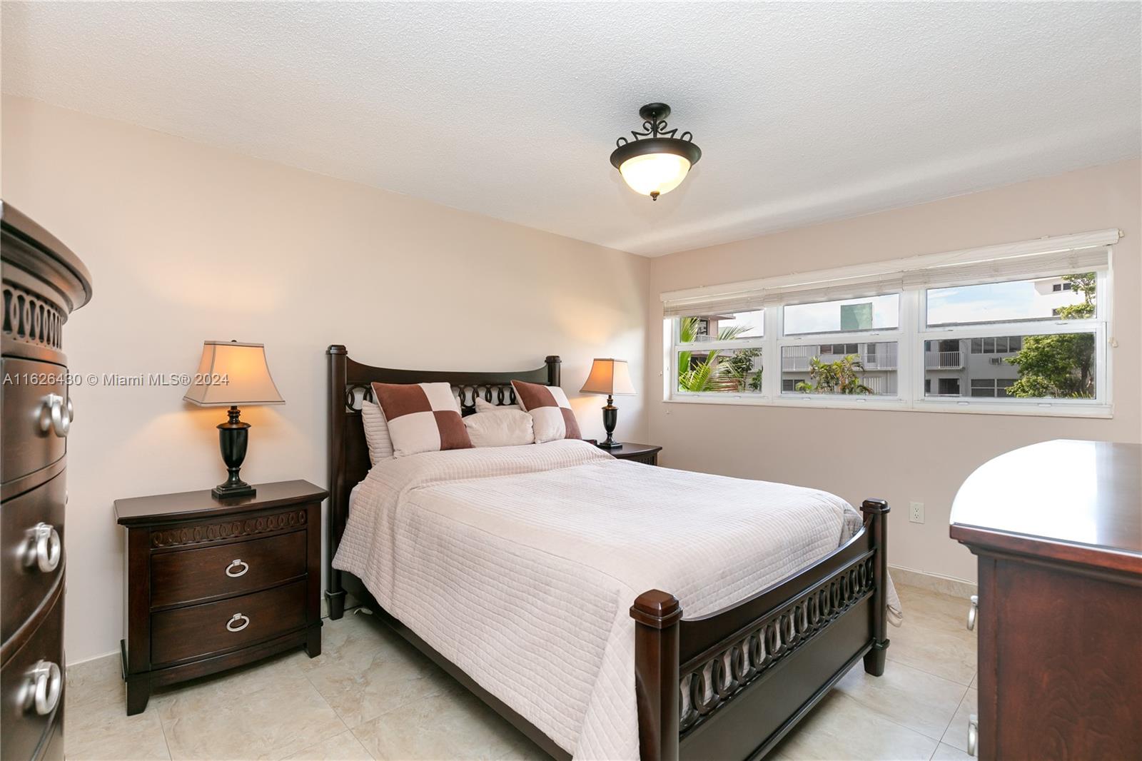 AMBASSADOR SOUTH CO-OP - Residential