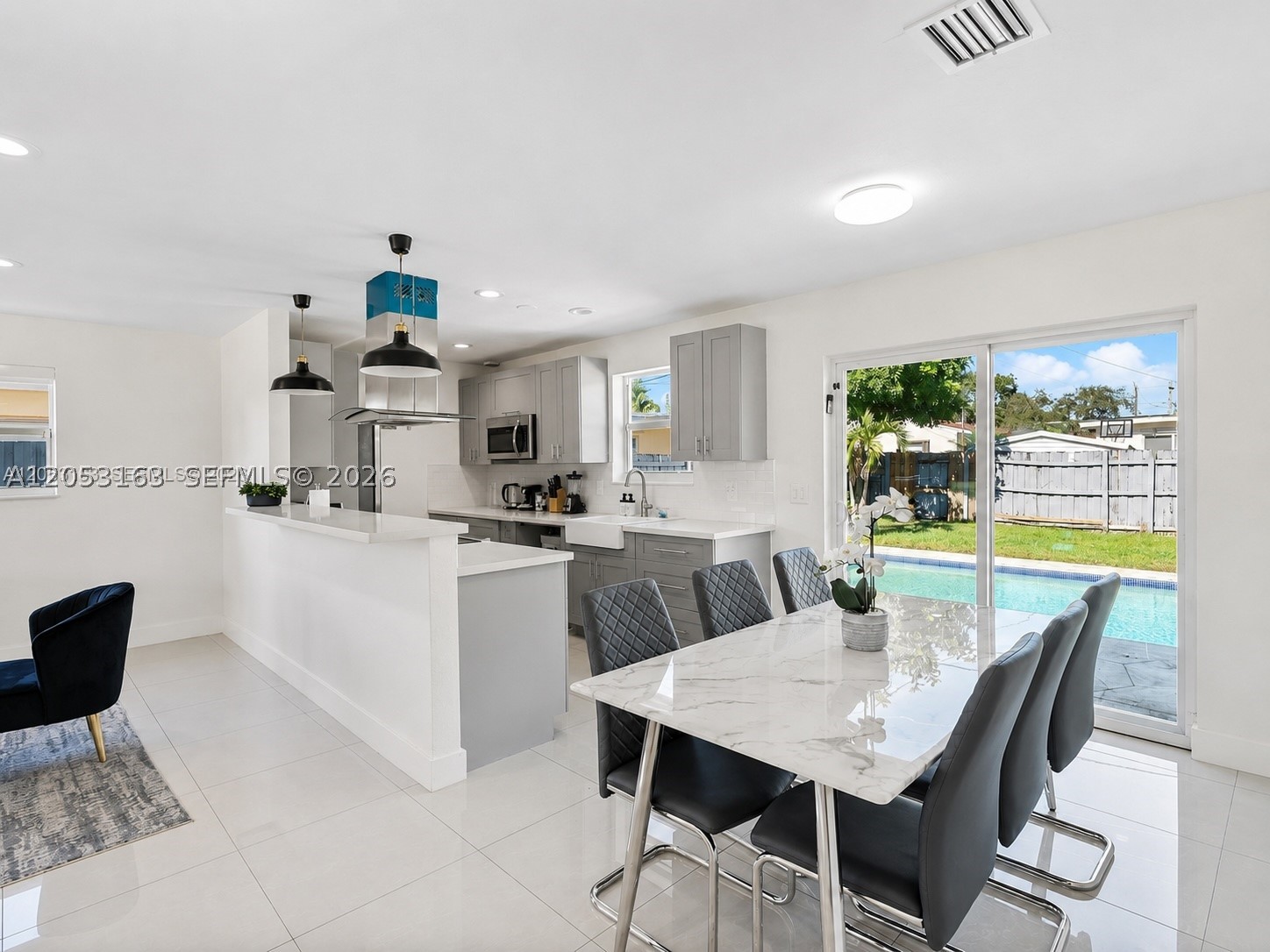 LINWOOD GARDENS NO 1 - Residential