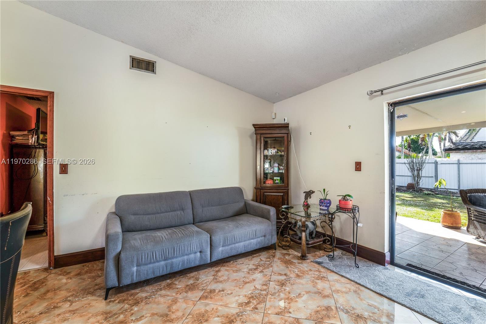 THE CEDARS OF KENDALL - Residential
