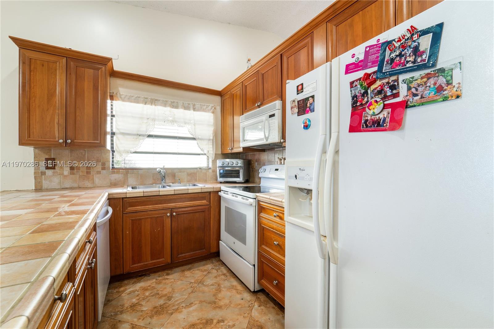 THE CEDARS OF KENDALL - Residential