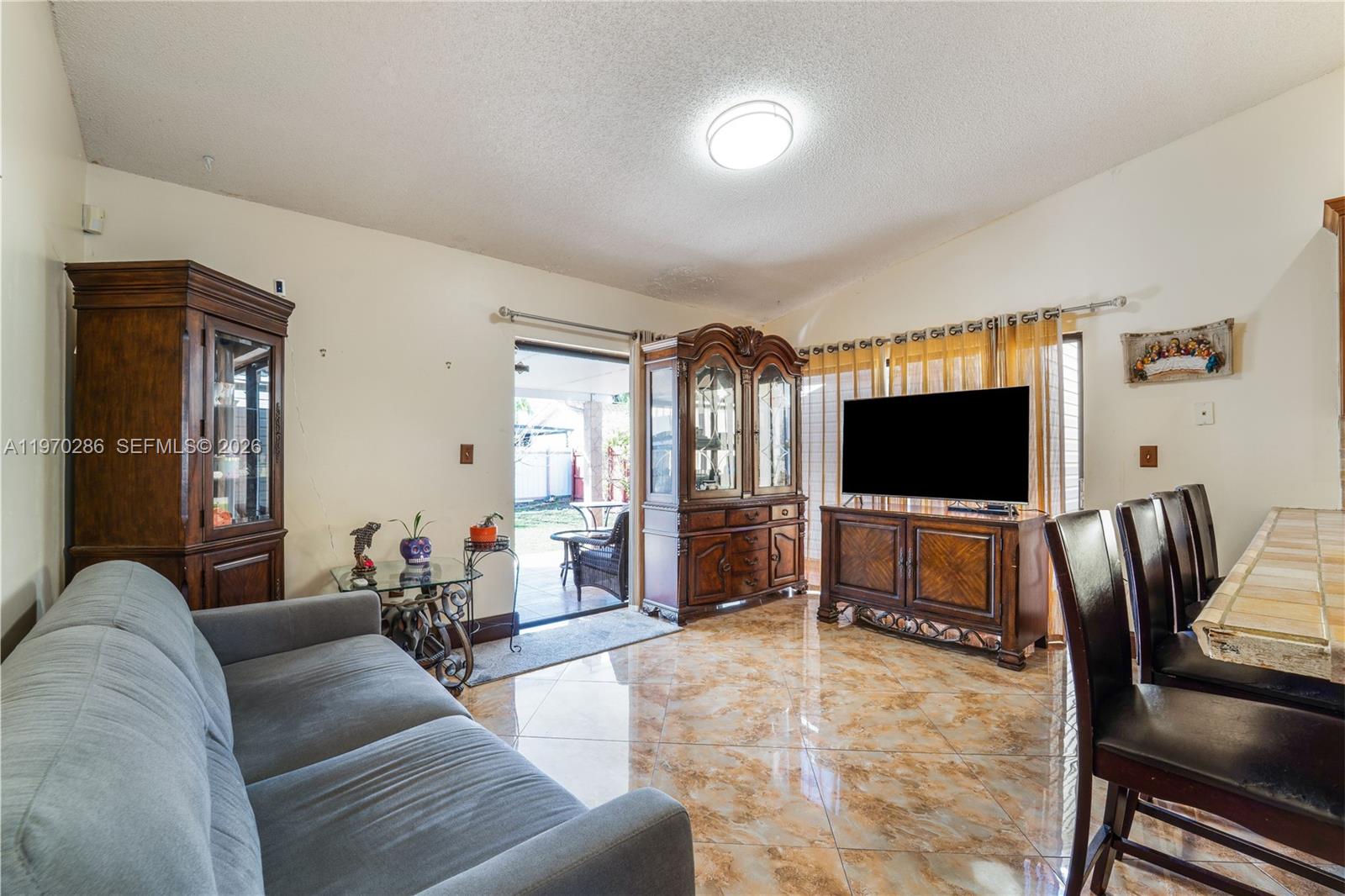 THE CEDARS OF KENDALL - Residential