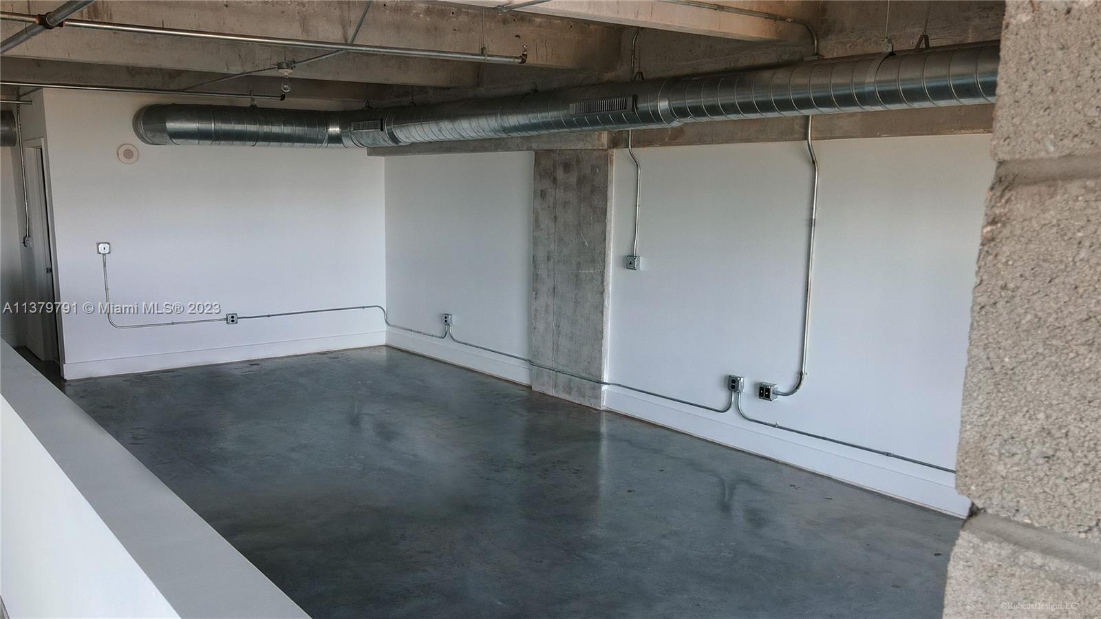 PARC LOFTS CONDO - Residential Lease