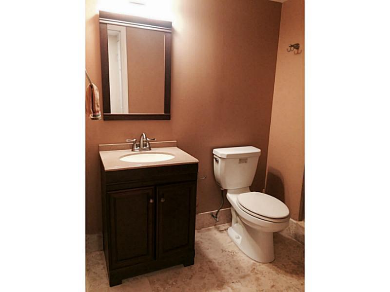 RACQUET CLUB AT BONAVENTU - Residential Lease