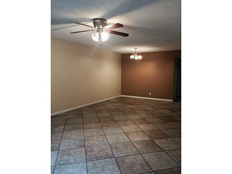 RACQUET CLUB AT BONAVENTU - Residential Lease