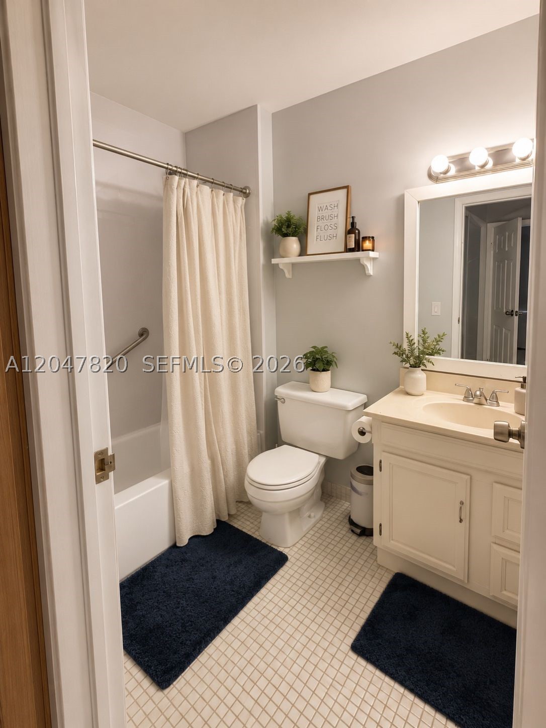 RAINTREE FOREST CONDO - Residential