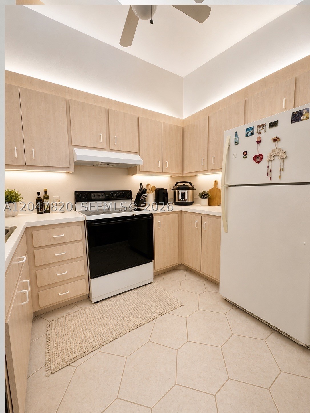 RAINTREE FOREST CONDO - Residential
