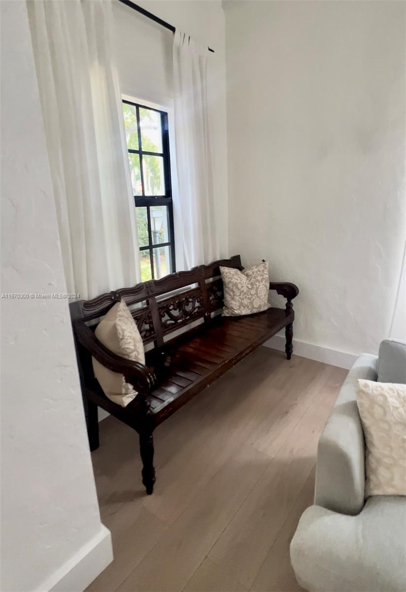 COLEE HAMMOCK - Residential Lease
