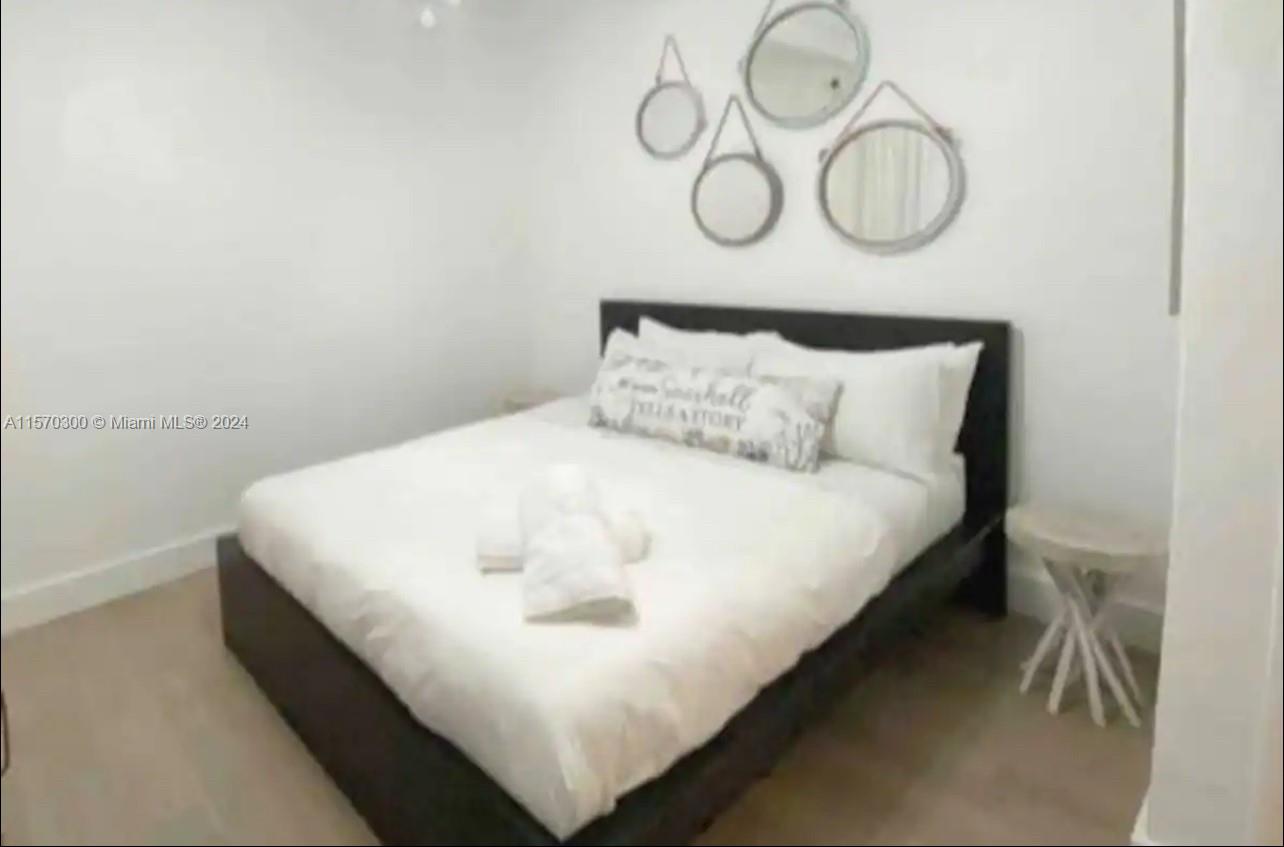 COLEE HAMMOCK - Residential Lease