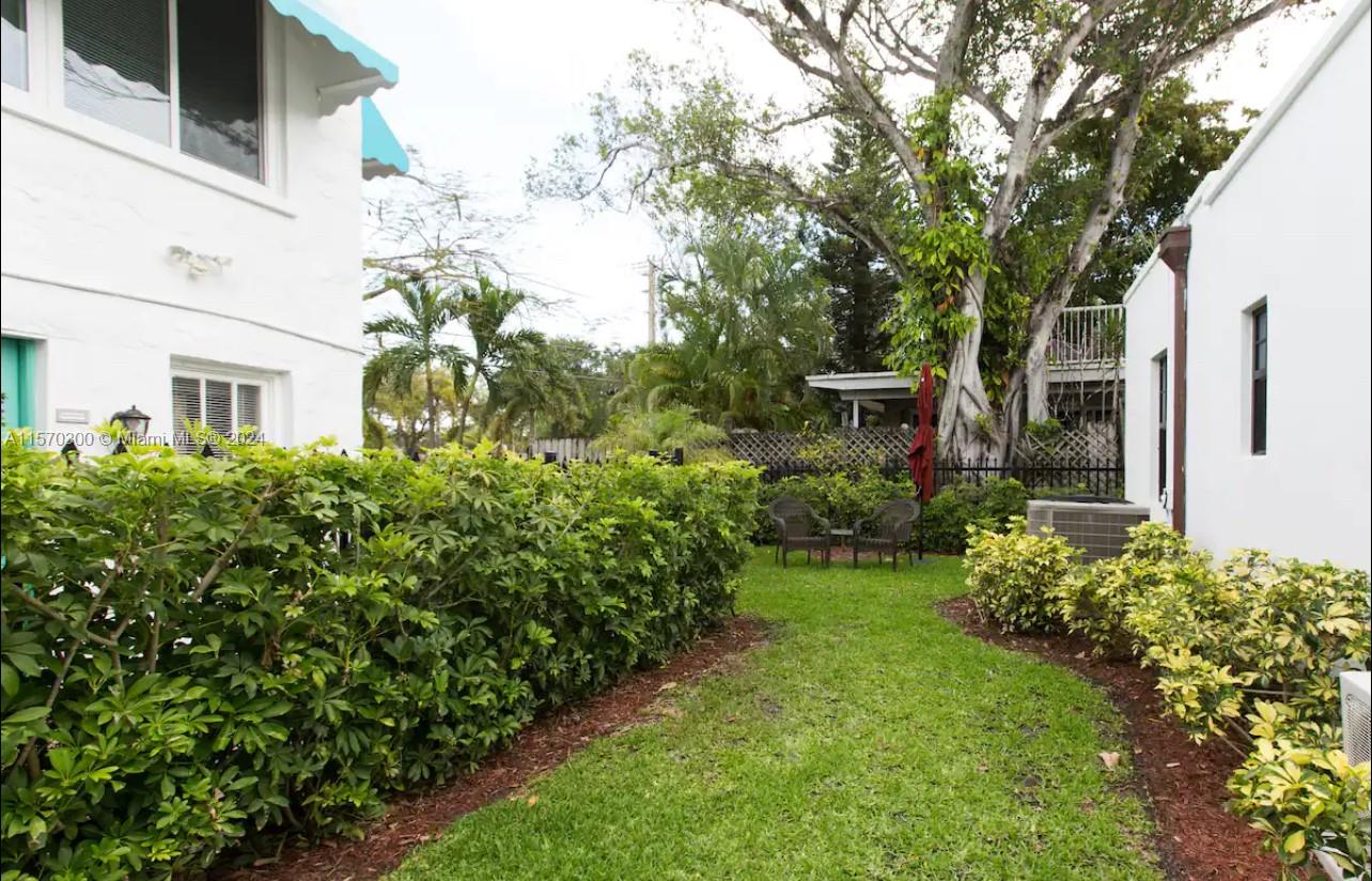 COLEE HAMMOCK - Residential Lease