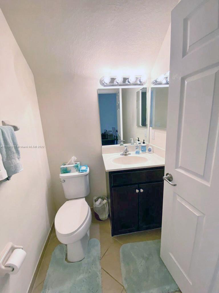 MARTINIQUE AT OASIS REPLA - Residential Lease