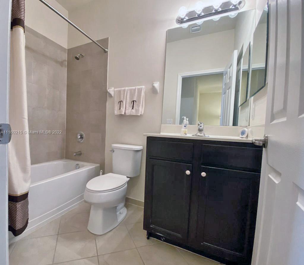 MARTINIQUE AT OASIS REPLA - Residential Lease