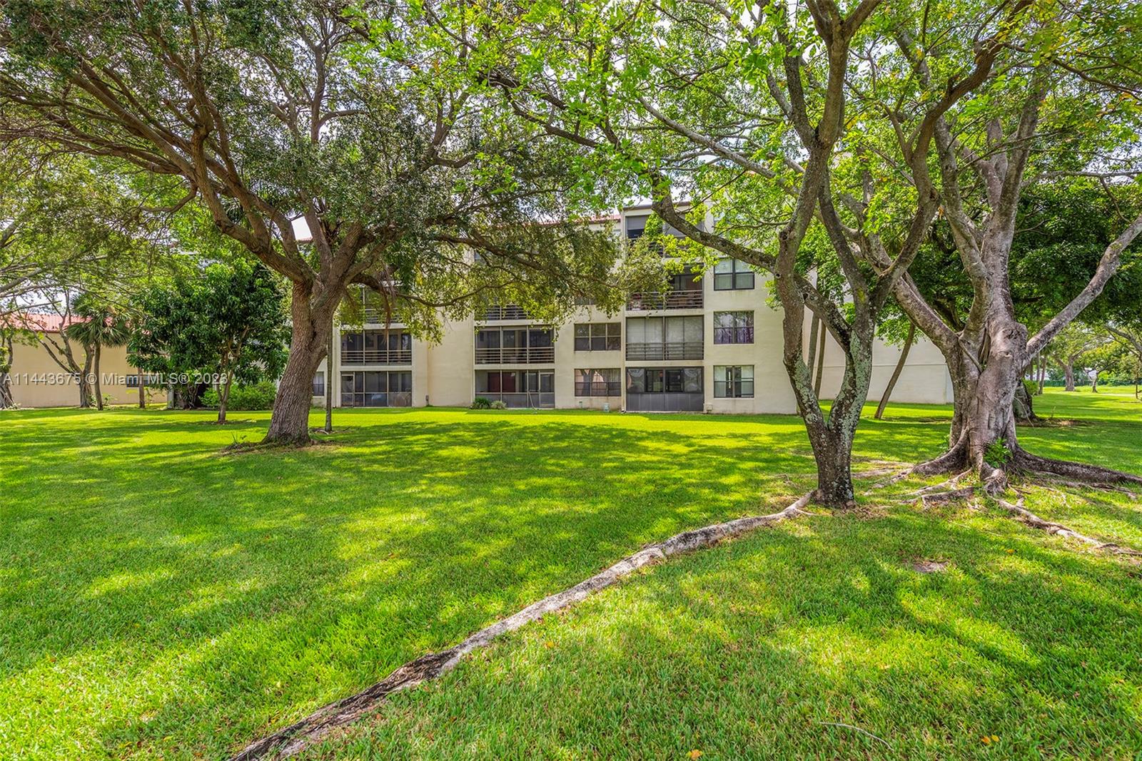 CYPRESS BEND I-D CONDO - Residential