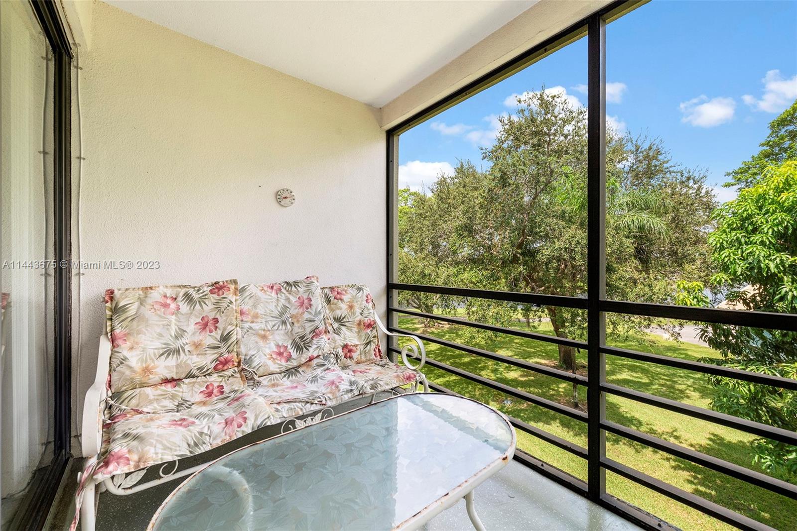 CYPRESS BEND I-D CONDO - Residential