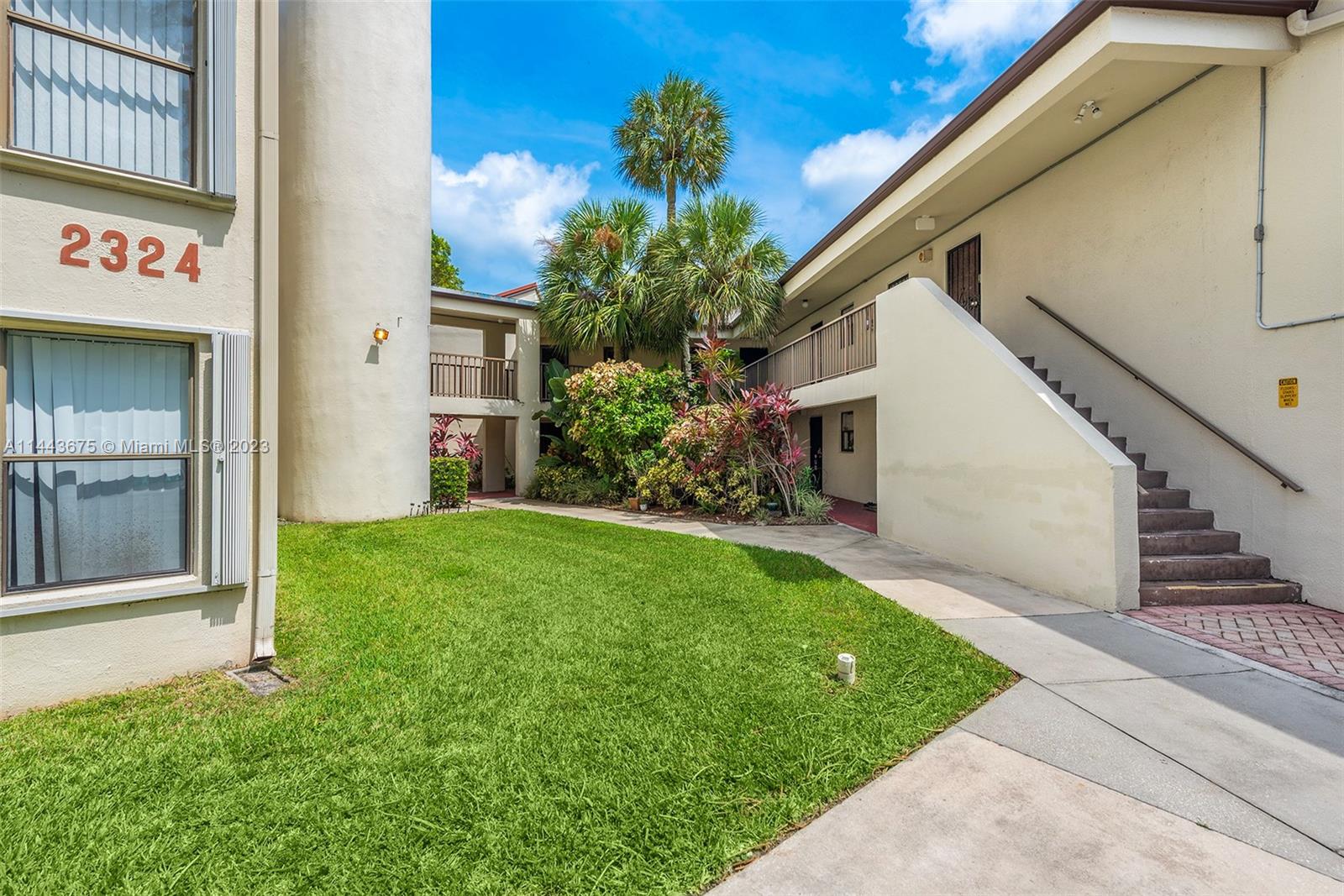 CYPRESS BEND I-D CONDO - Residential