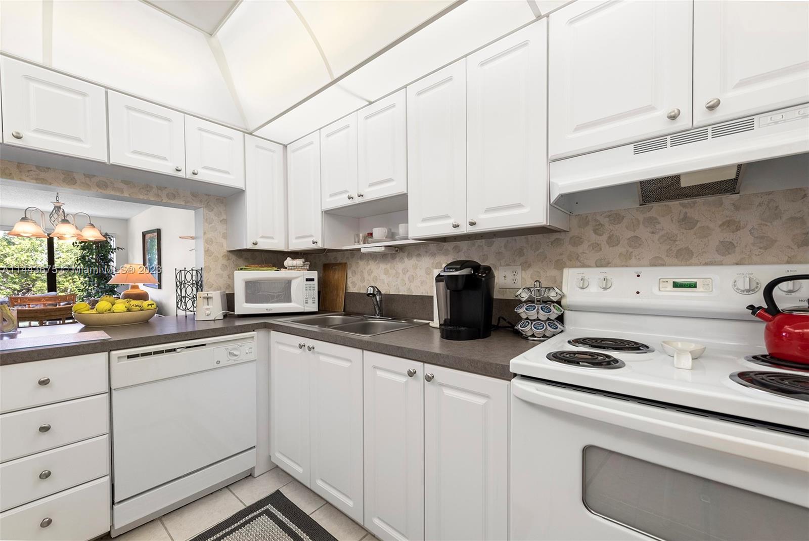 CYPRESS BEND I-D CONDO - Residential