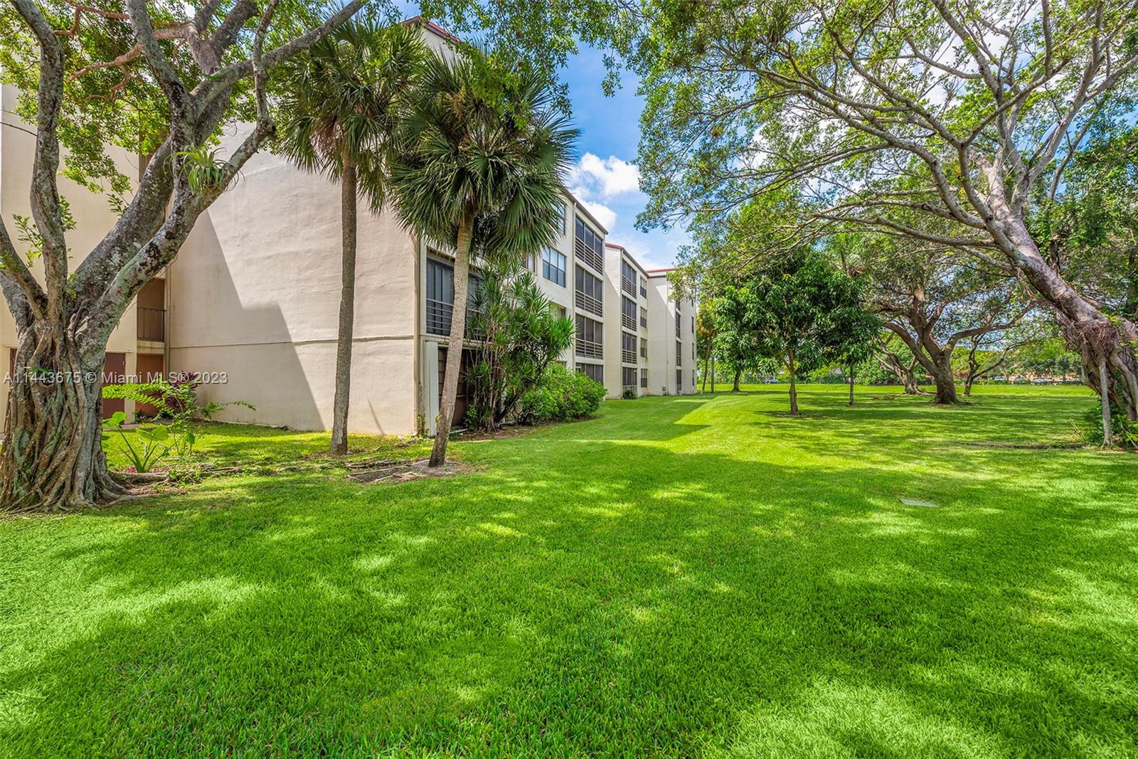 CYPRESS BEND I-D CONDO - Residential