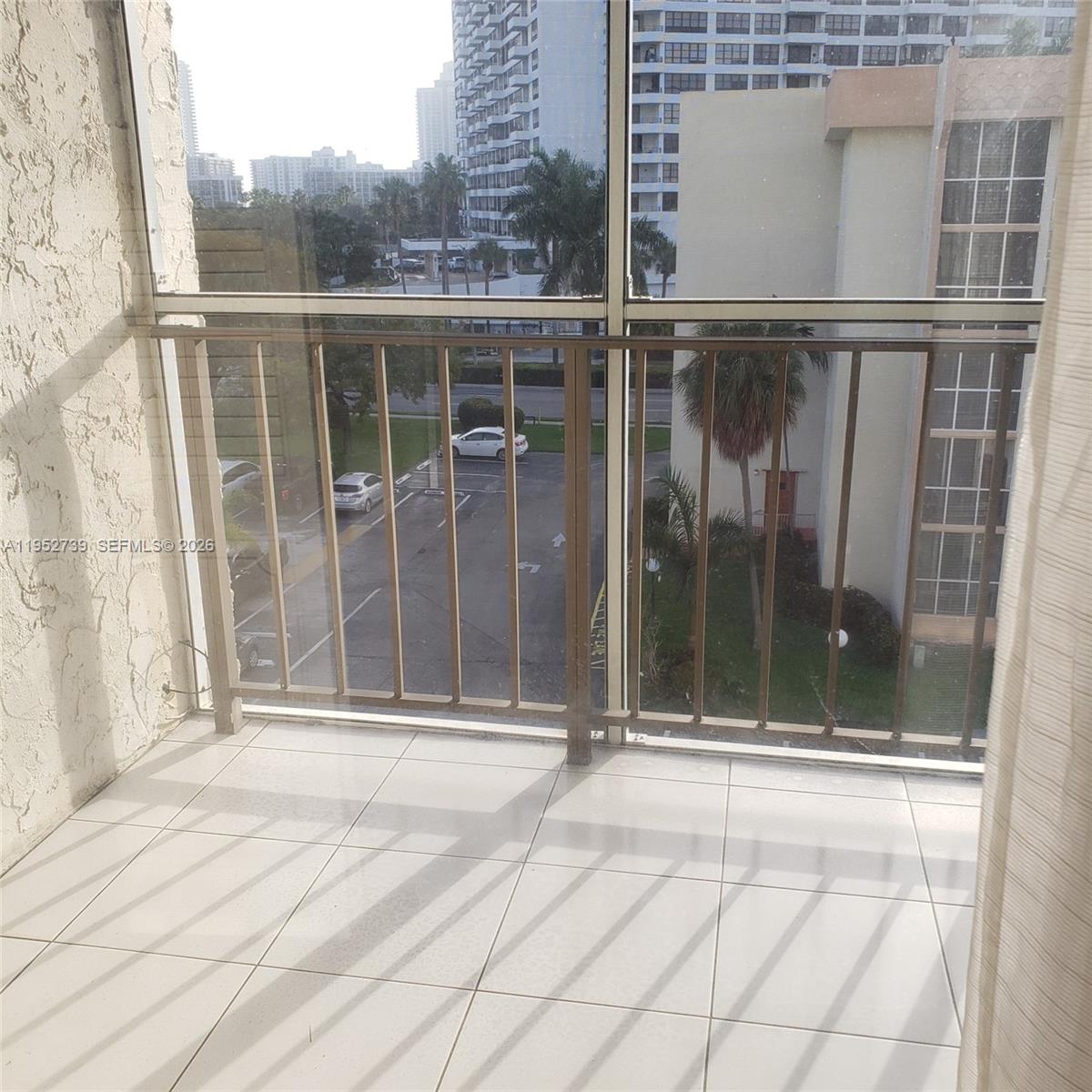DESOTO PARK CONDO - Residential Lease
