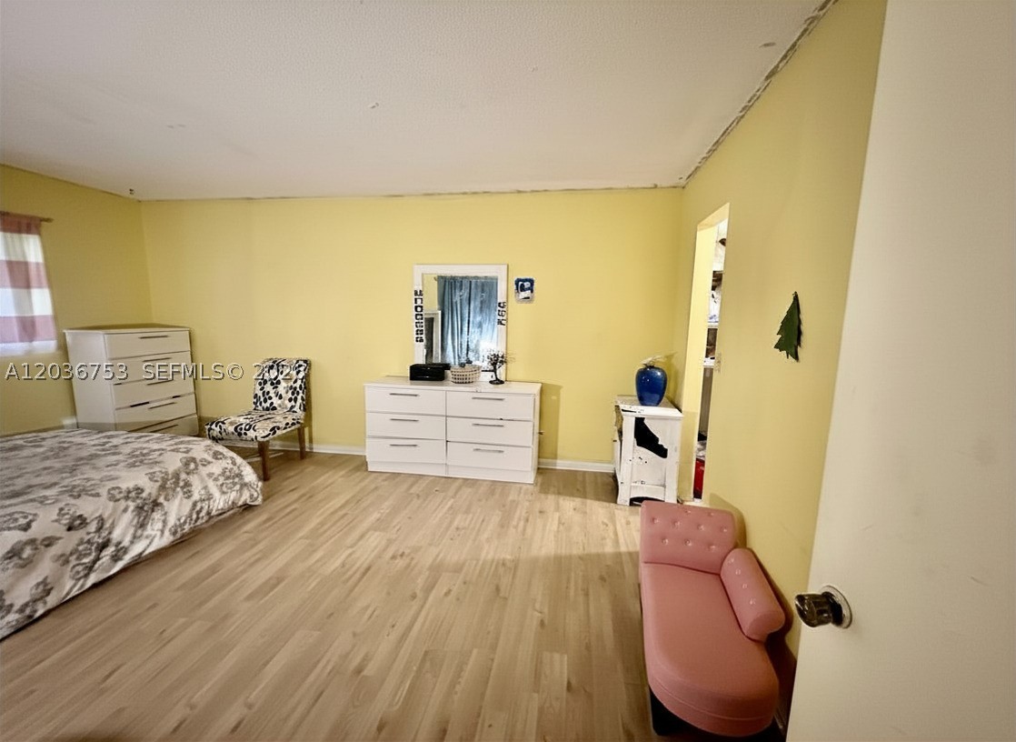 CYPRESS TREE CONDO BLDG 3 - Residential