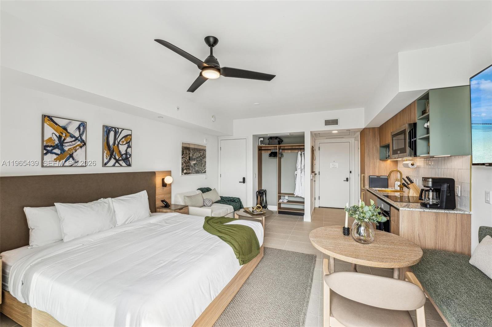 NATIIVO CONDO - Residential