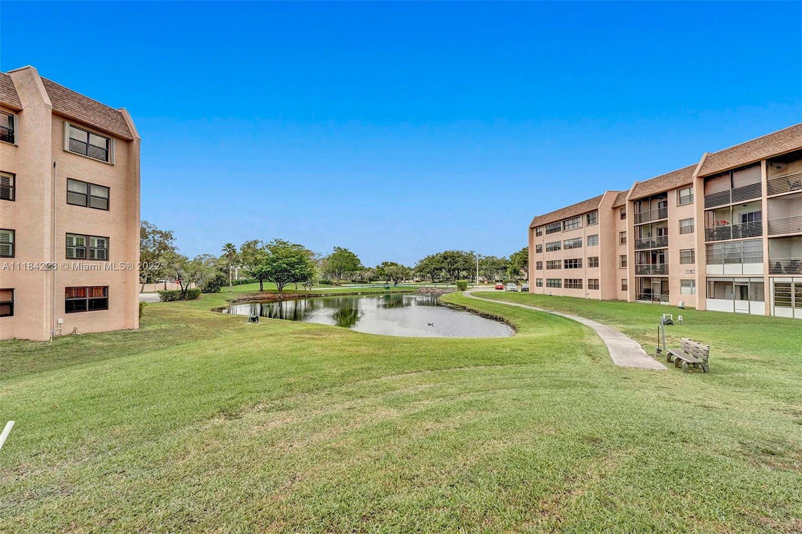 SUNRISE LAKES 174 CONDO - Residential