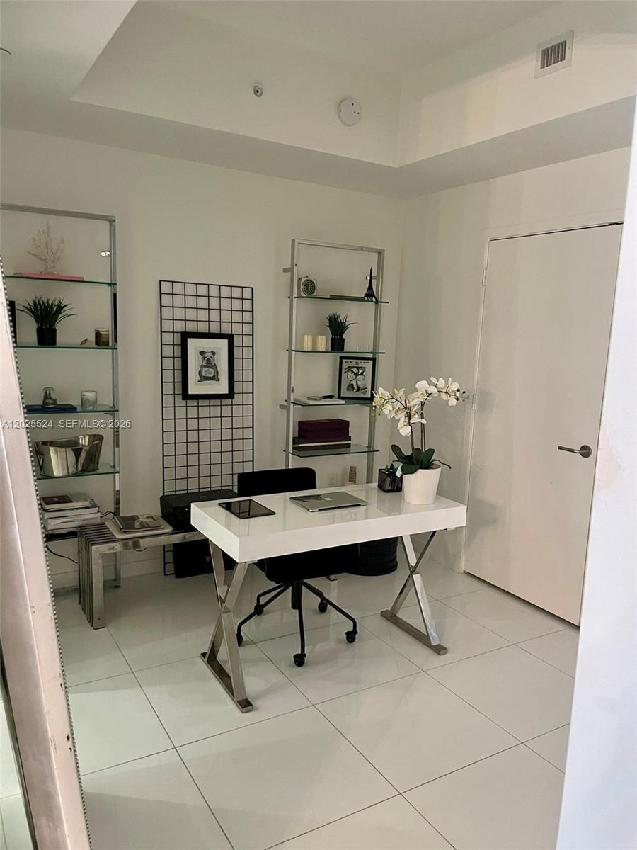 Paramount Miami World Cent - Residential