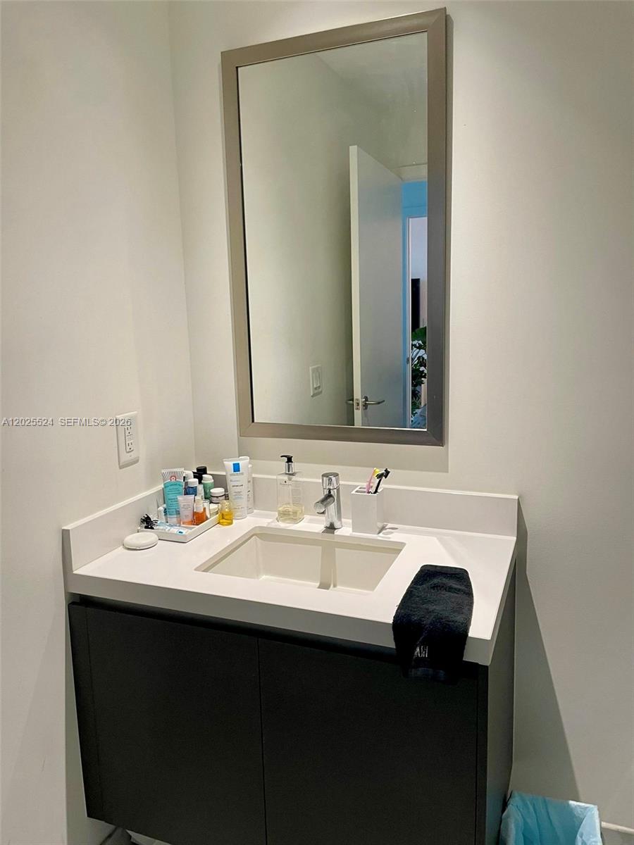 Paramount Miami World Cent - Residential