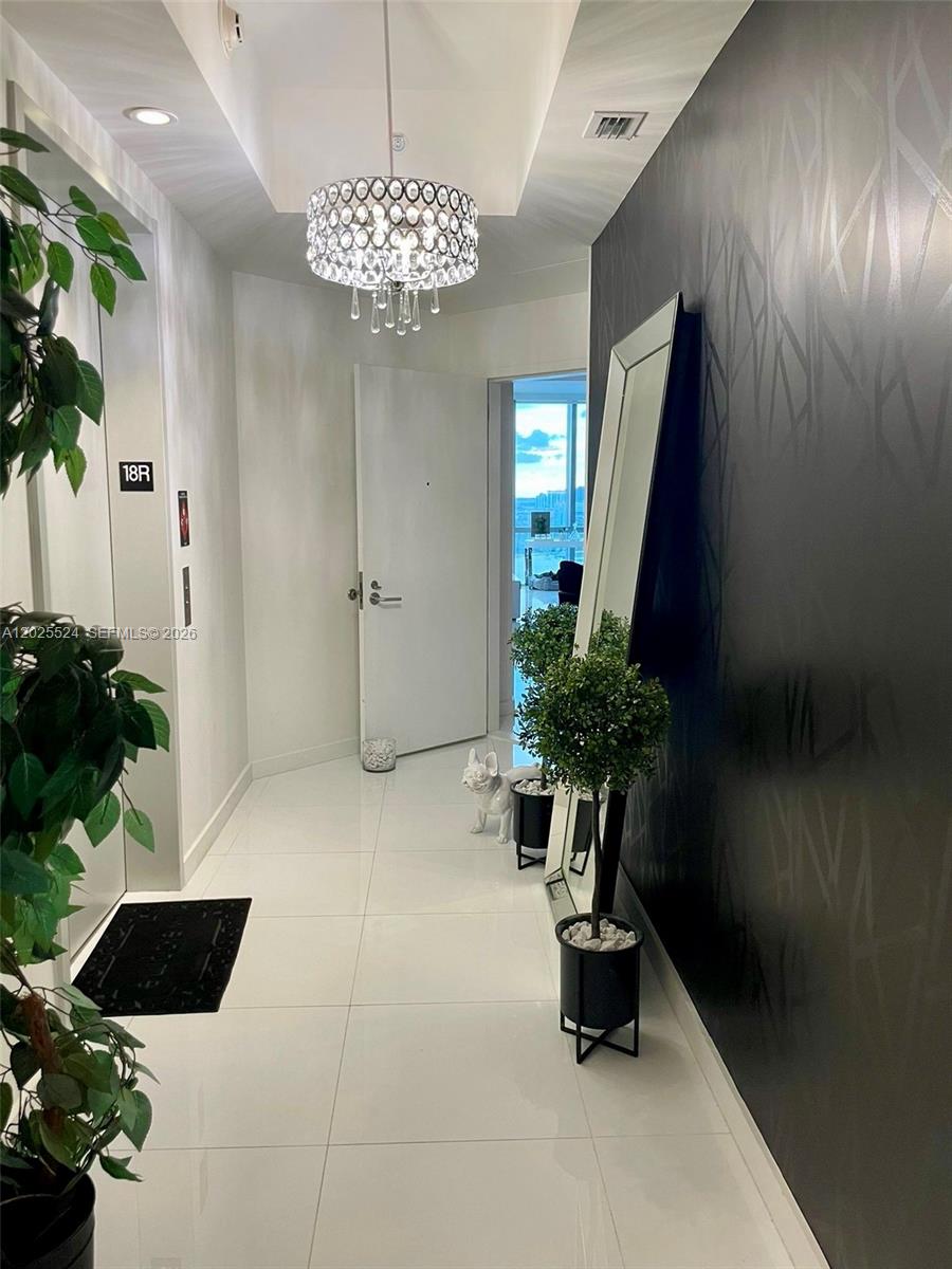AMAZING 2 BED + DEN AND 3 FULL BATHS LUXURY UNIT AT PARAMOUNT MIAMI WORLD CENTER. PRIVATE ELEVATOR TO UNIT. CLOSES TO AMERICA AIRLINE ARENA AND BAY SIDE AREA, MUSEUMS, HUGE BALCONY, 1 CAR SPOT ASSIGNED, PLUS ONE VALET. BUILDING INCLUDING BASKERBALL COURT, 3 POOLS, SPA,GYM WITH BOXING AREA, BBQ KITCHEN,VIRTUAL GOLF,RECORDING STUDIO, RACQUETBALL,YOGA STUDIO,SUNRISE POLL, & KIDS PLAY ARE, SOCCER FIELD,SKY DECK, JACUZZI. THE UNIT IS REBTED FOR 6200.00, TIL AUGUST 30 2026