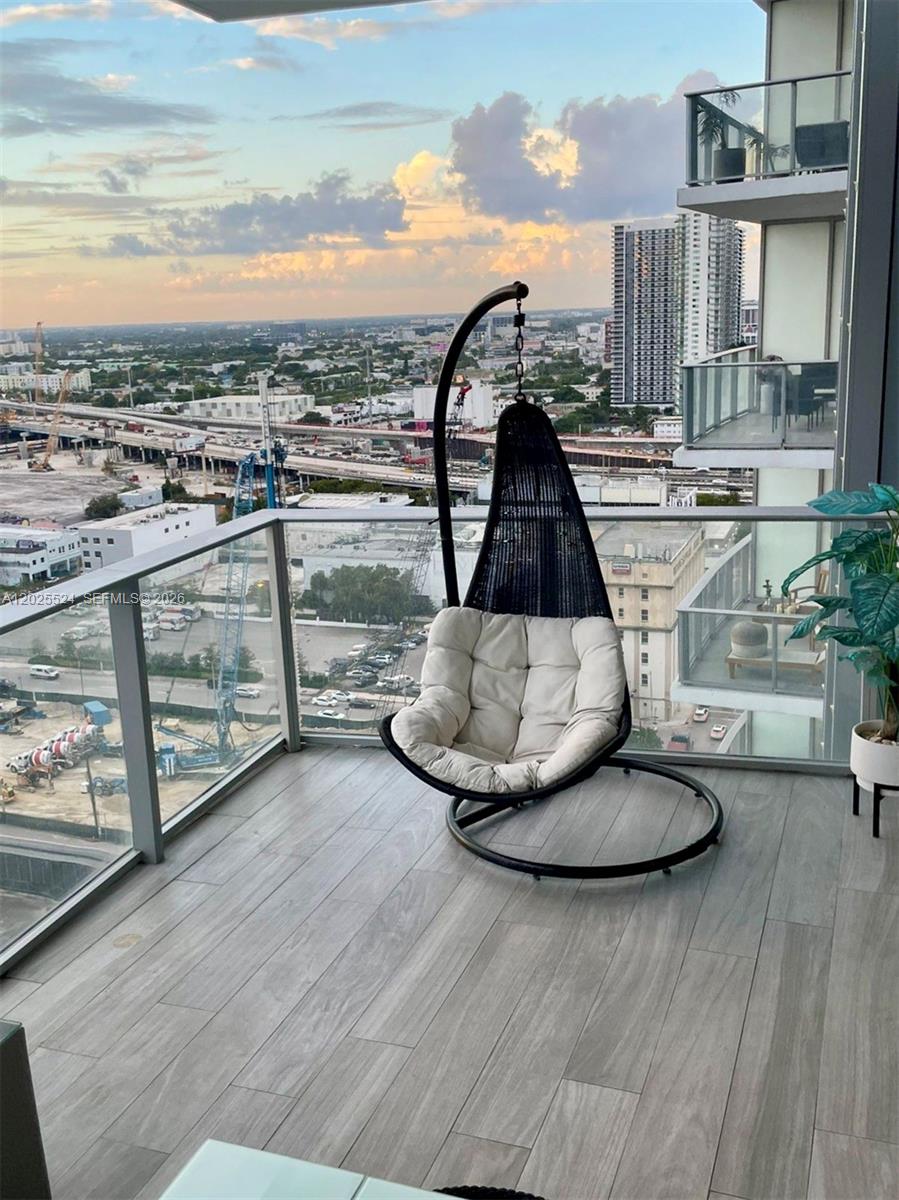 Paramount Miami World Cent - Residential