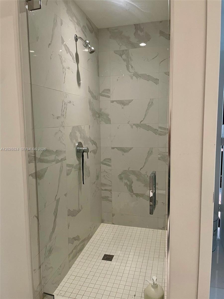 Paramount Miami World Cent - Residential