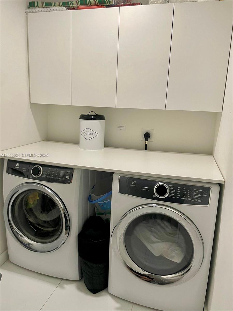 Paramount Miami World Cent - Residential