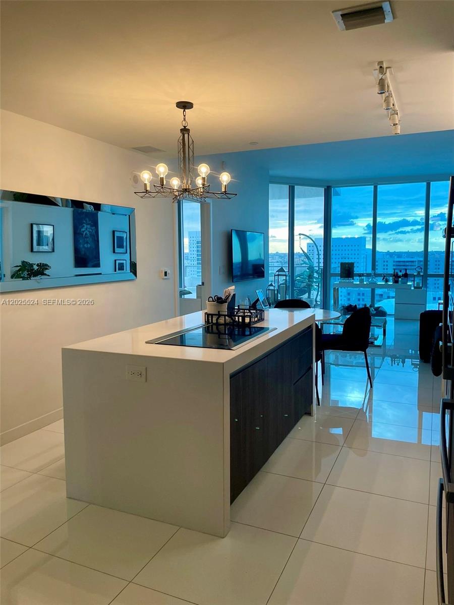 Paramount Miami World Cent - Residential