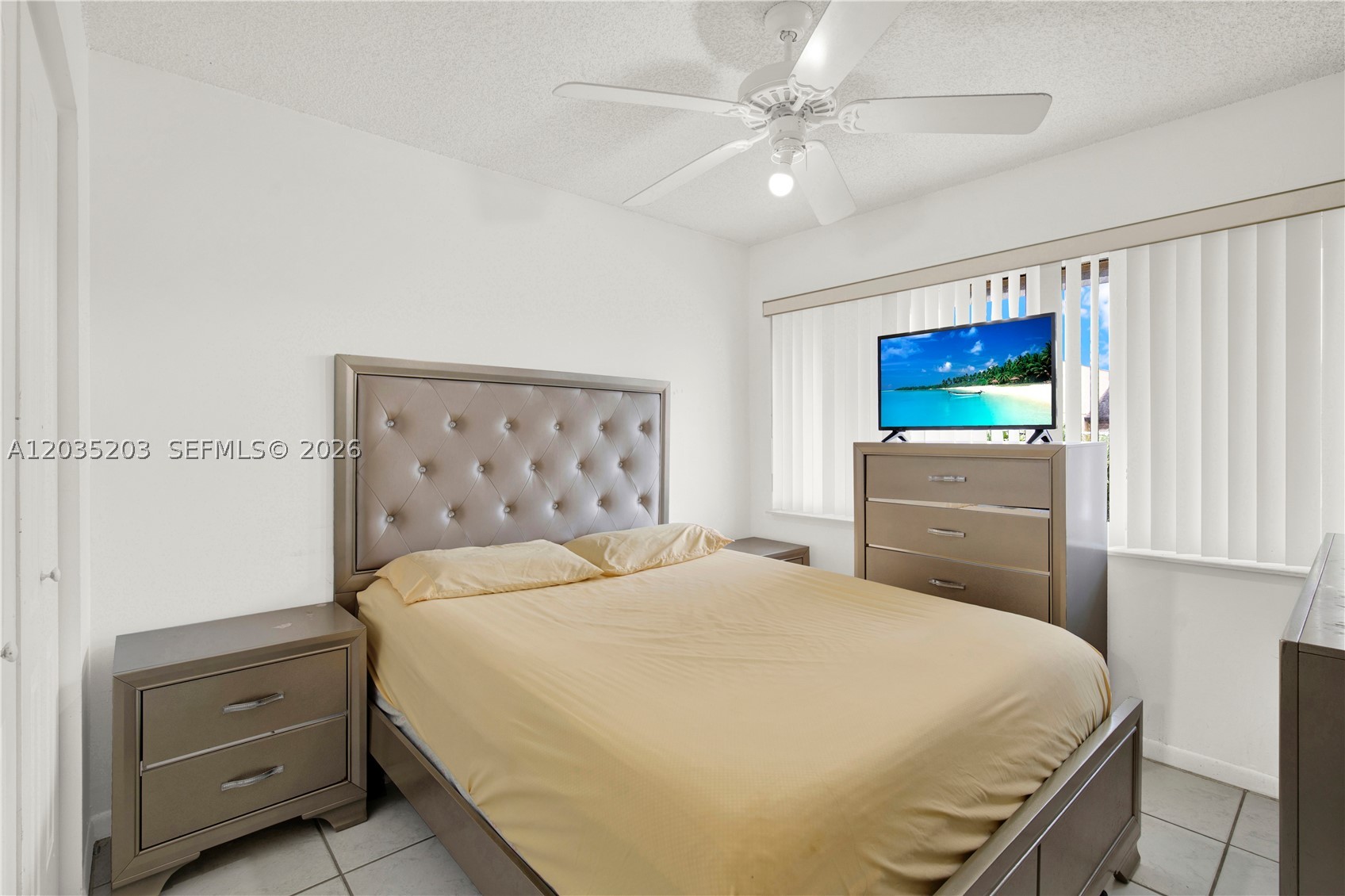 CONTINUUM CONDO PH II - Residential