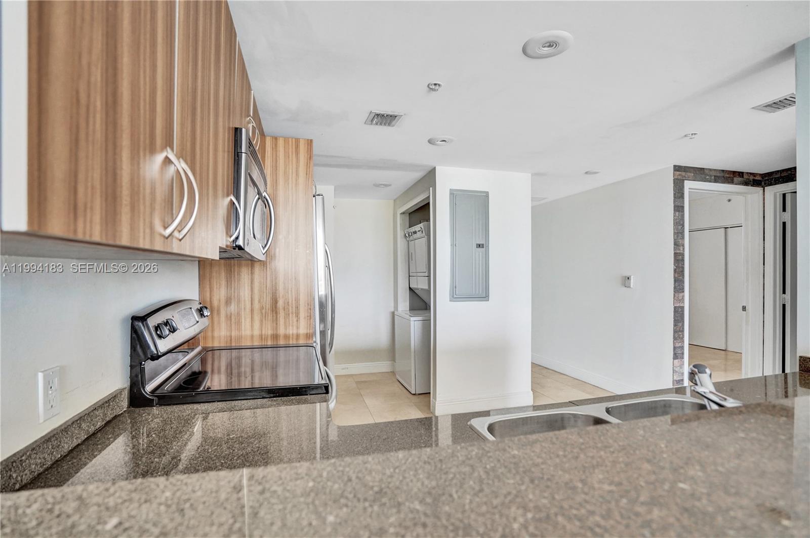 63 NOBE CONDO - Residential