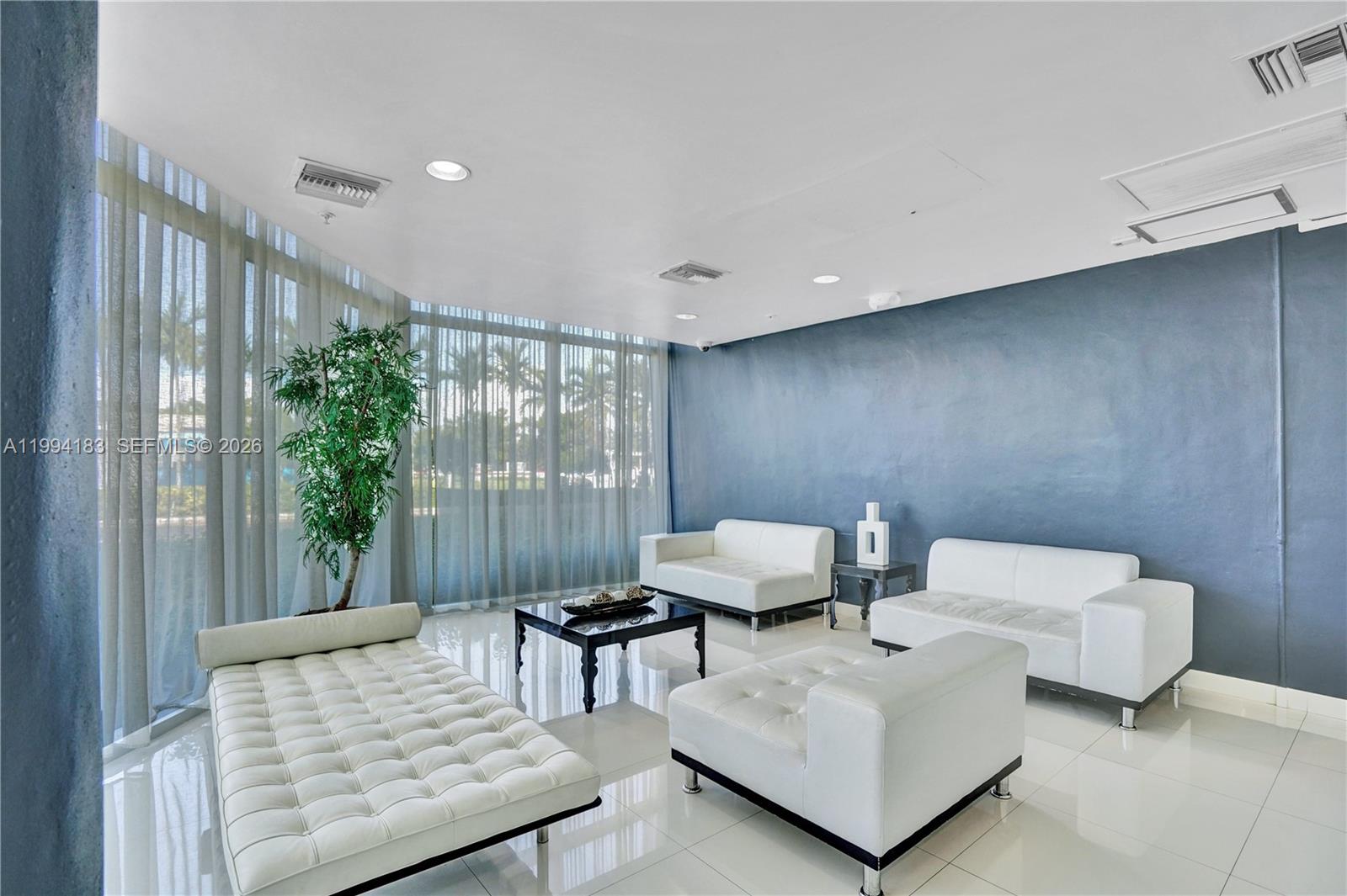63 NOBE CONDO - Residential
