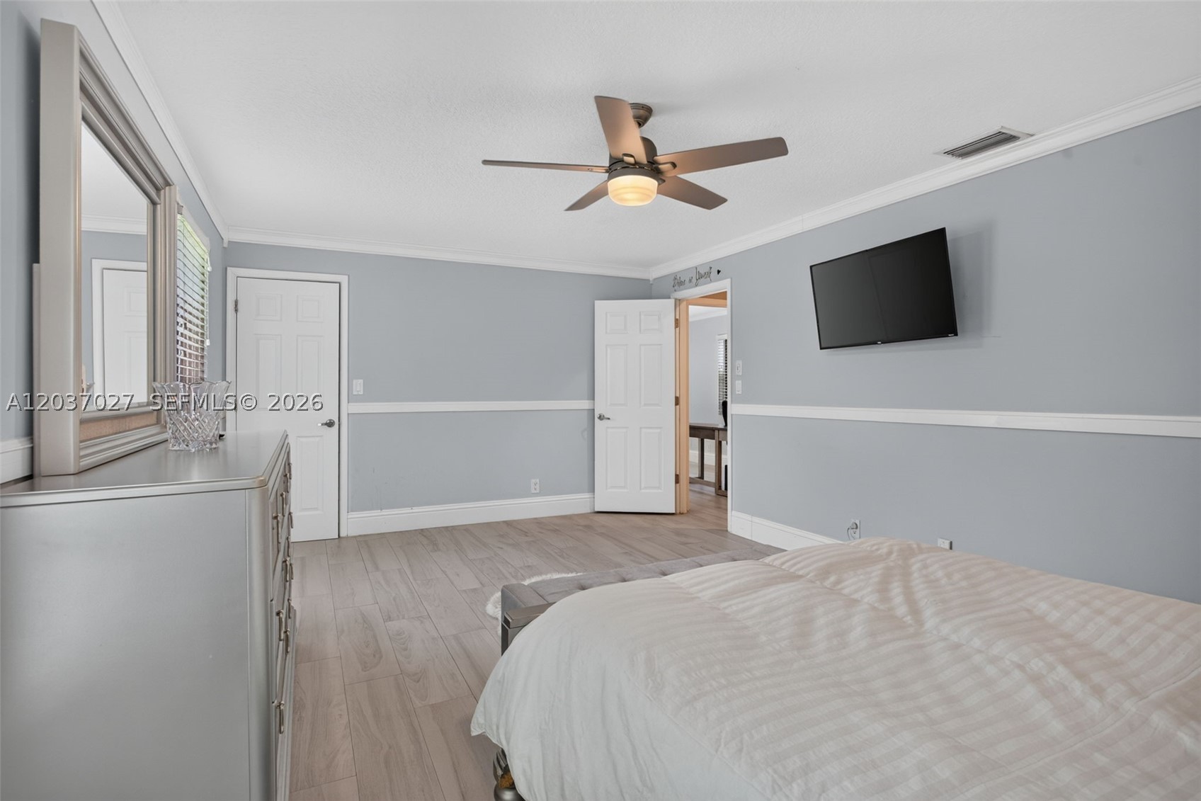 PINE RIDGE - Residential
