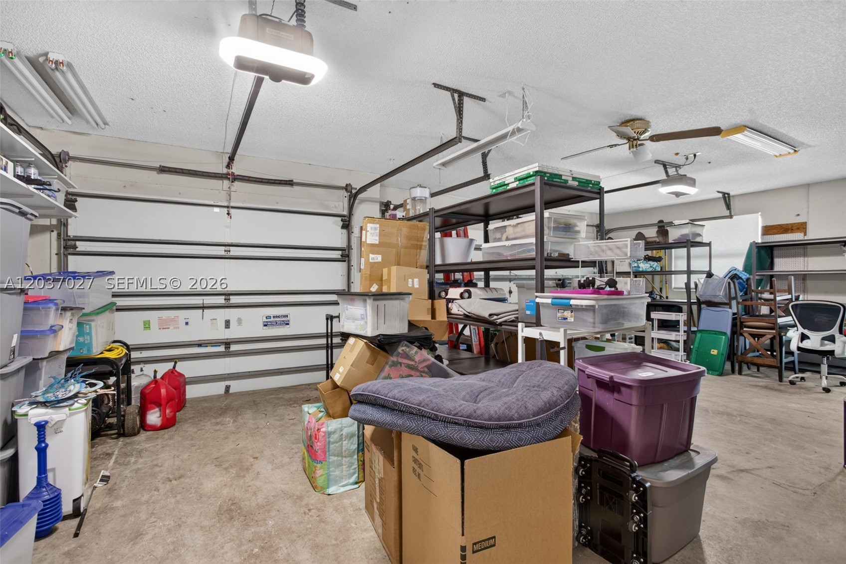 PINE RIDGE - Residential