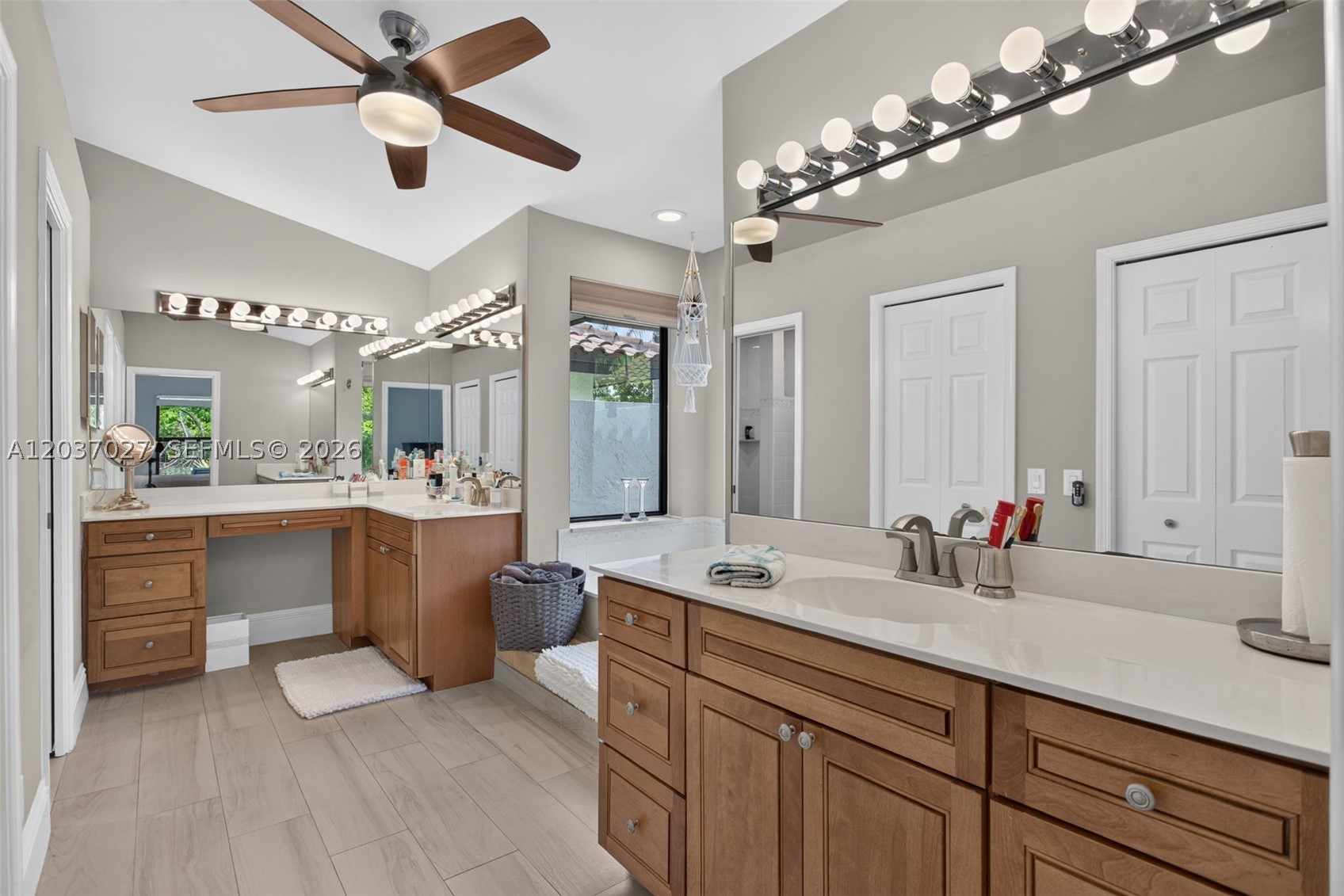 PINE RIDGE - Residential