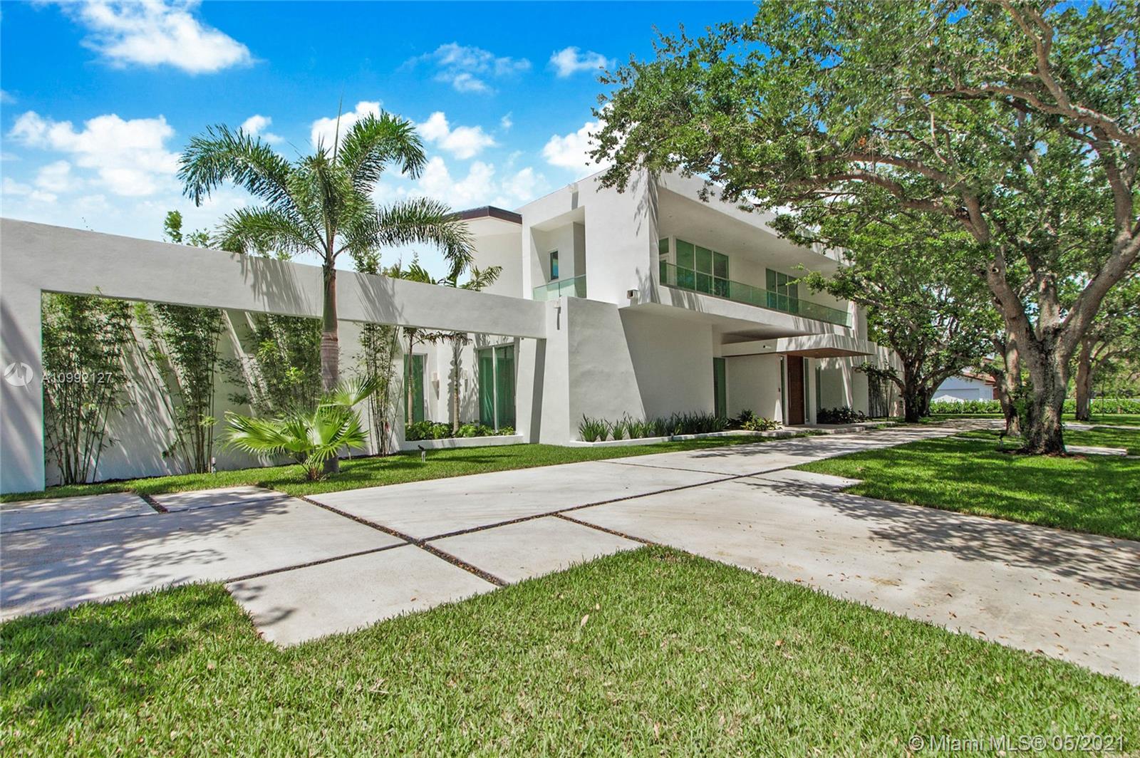 PINE BAY ESTATES SEC 1 - Residential