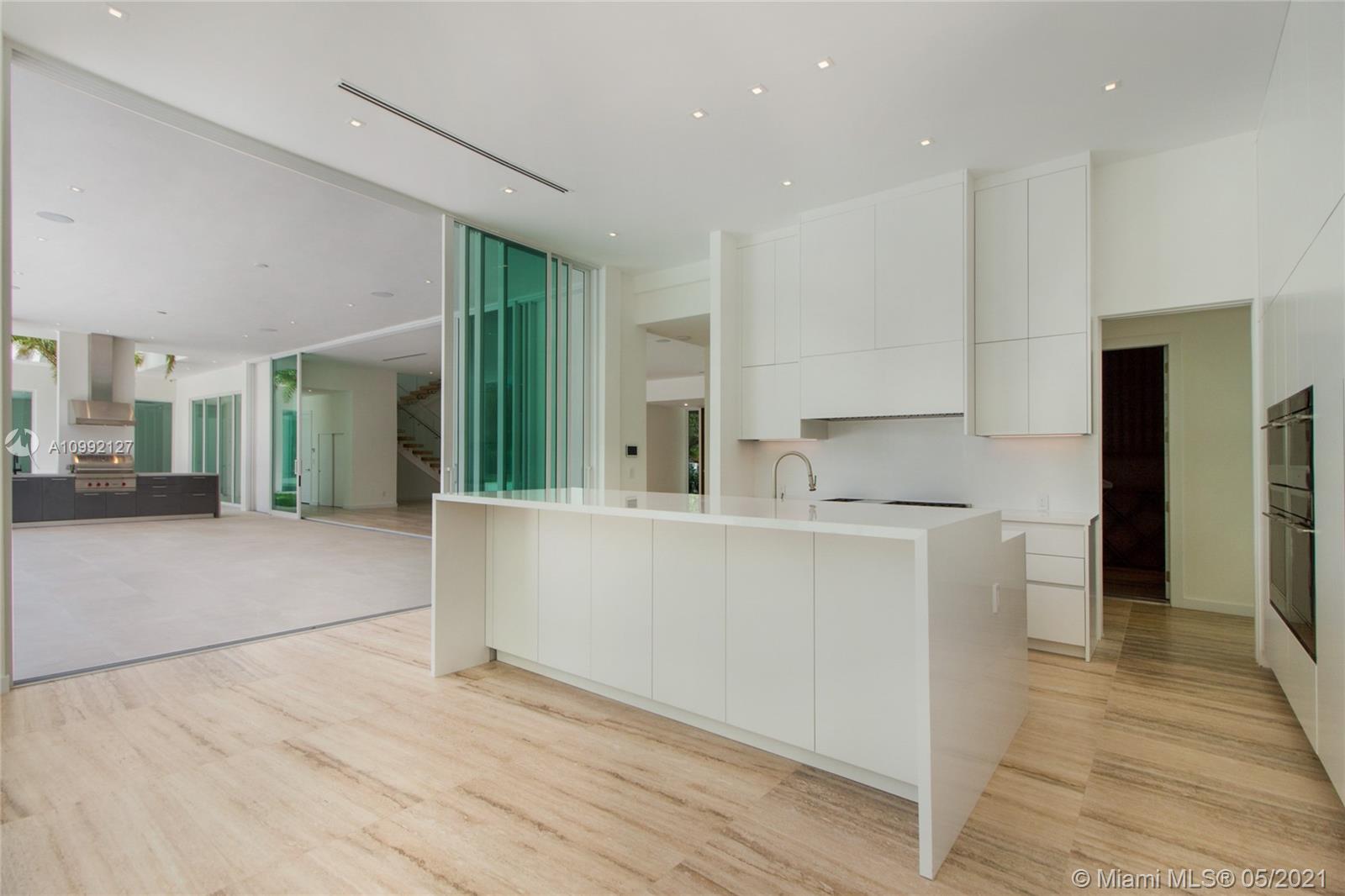 PINE BAY ESTATES SEC 1 - Residential